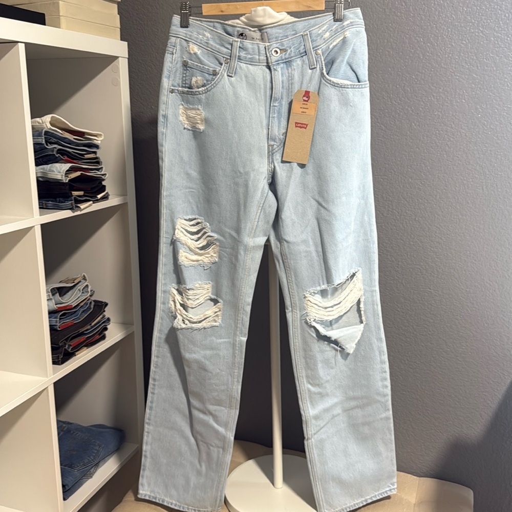 24 HR SALE Levi’s 94’ Baggy Jeans